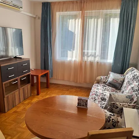 Sea Breeze Apartment Warna